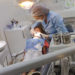 Как удаляют молочные зубы у ребёнка
